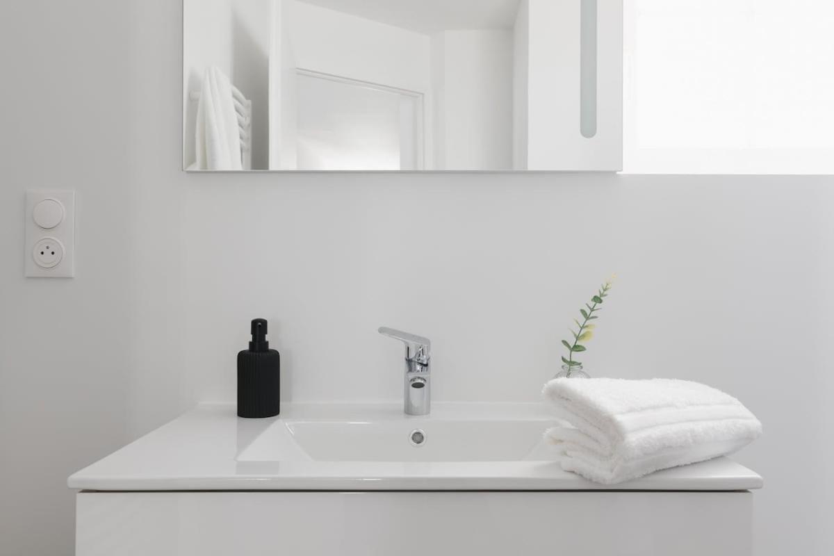 شقة Le Graphiste ~ Hypercentre ~ Climatisation Périgueux المظهر الخارجي الصورة